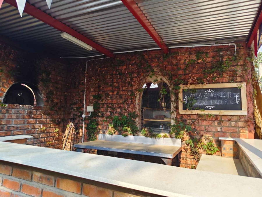 6 Bedroom Property for Sale in Quaggafontein Free State